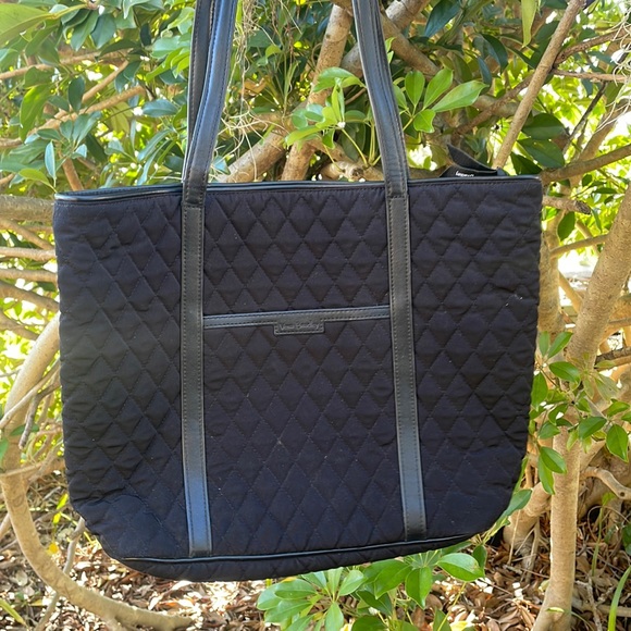 Vera Bradley Handbags - Vera Bradley Tote
